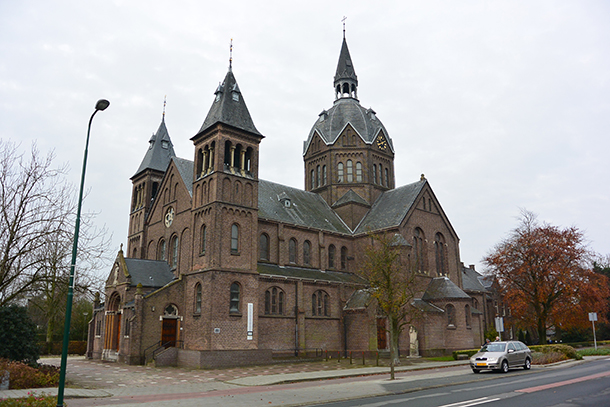 OLVOO kerk te Zoeterwoude-Rijndijk